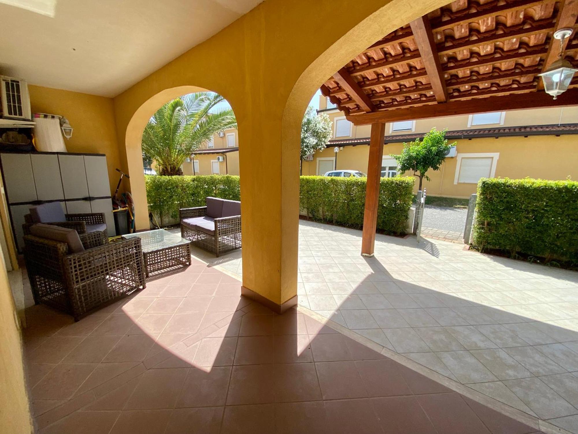 Pizzo Beach Club Apartman Szoba fotó