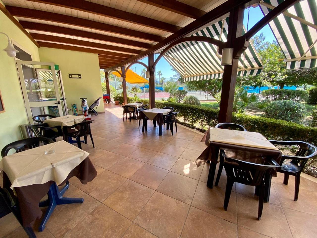 Pizzo Beach Club Apartman Kültér fotó